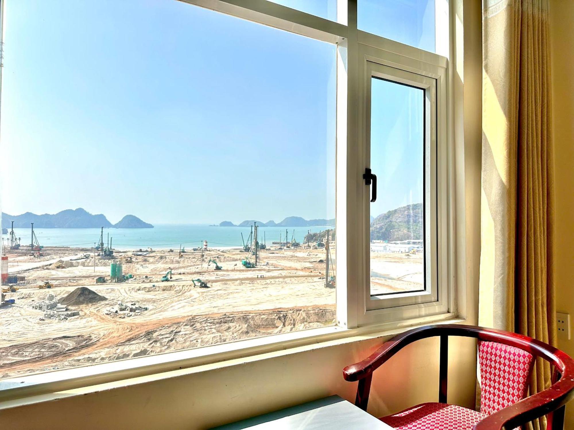 Thu Ha Sea View Hotel Dong Khe Sau Exteriör bild